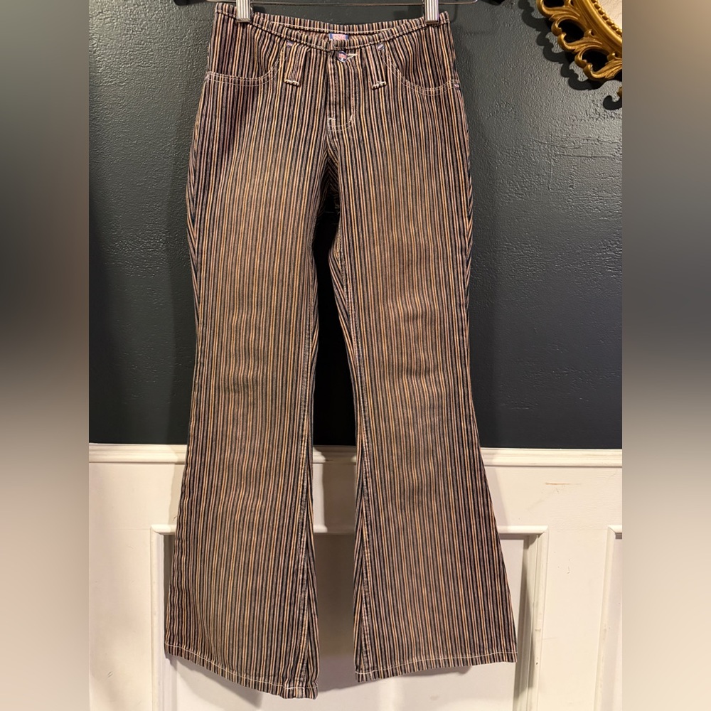 Y2K petite Bell bottoms 12” Waist 7” Rise 27” Inseam